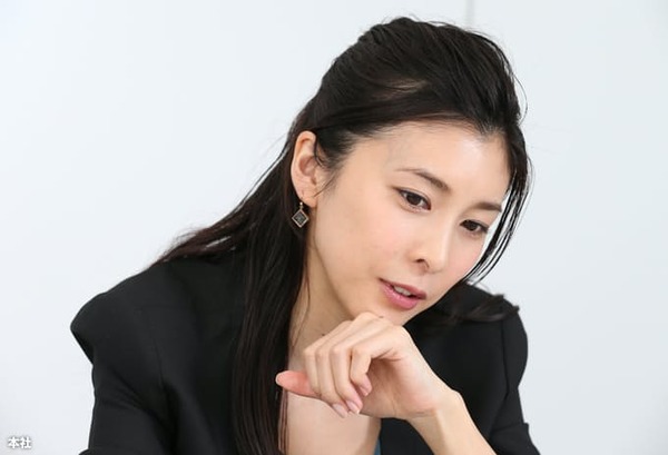 竹内結子「年収5000万円です、地位名誉全てあります、美人です、夫子供います」→結果・・・