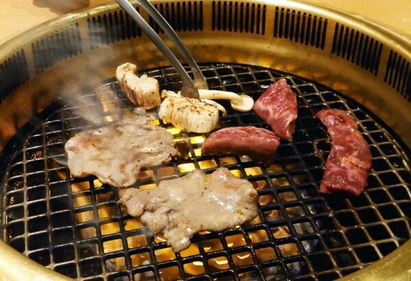 焼き肉キング「一時間半まちです～ｗｗ」チャリで行ったワイ「おかのした」→一時間半後・・・。