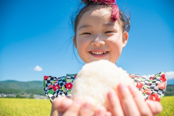 セブンイレブン「だったらこれで良いんでしょ！？」おにぎり発売！！！