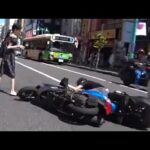 女さん「え？、バイクが勝手に転んだんだけど…キモ…」ﾄｺﾄｺ……