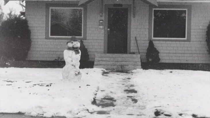 ただの雪だるまもデイヴィッド・リンチがかかわるとホラーになる