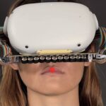 ついにVRの世界に触覚が！キスの感触を味わえる仮想現実デバイスが登場