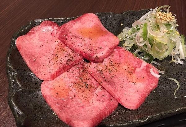 焼肉屋の店長をしている者だが女にモテる奴とモテない奴の傾向が分かってしまった…！！