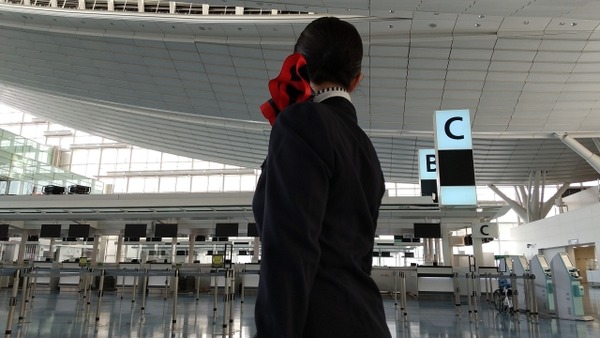 【画像あり】格安航空のCAさん、さすがに下品すぎるｗｗｗｗｗｗ