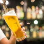 ラガービールに健康効果。アルコールの有無にかかわらず男性の腸内細菌を豊かにするという研究結果