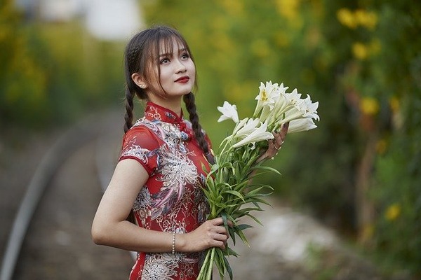 【画像】 中国のお天気お姉さんヤバすぎる…！！！