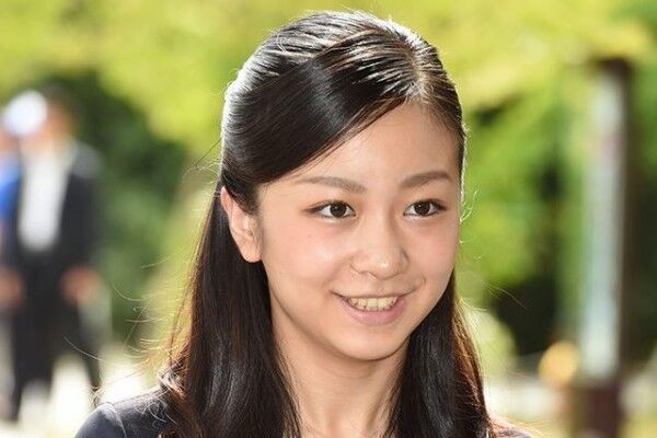 【悲報】佳子さま、ギャルになられてしまう…!!