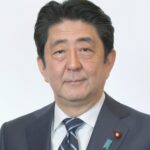 【緊急】安倍元総理、奈良県で演説中にショットガンで撃たれ、心肺停止