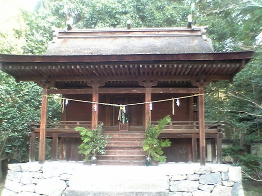 【神谷神社】香川県にある国宝の神社本殿が「落雷」により焼けてしまう…