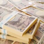 【悲報】日本さん、「一万円」が10年で半額になってしまうｗｗｗｗｗｗｗｗｗｗｗ