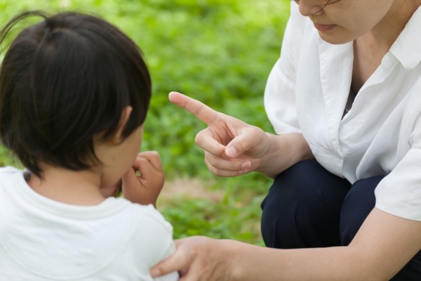 アメリカ人さん「人前で怒鳴る」これは最悪の行為だ。子供だろうが、絶対にするな！