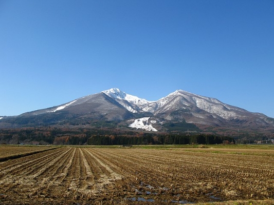 【福島】磐梯山で火山性地震が増加…警戒レベル引き上げの可能性