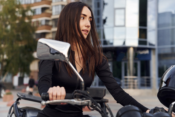 【画像】バイク女子さん、ヤバすぎるクラウドファンディングを開催！！ｗｗｗｗｗｗｗ