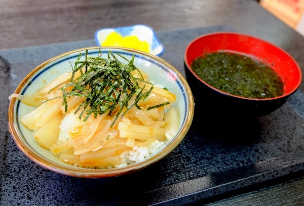 ワイ函館「イカ丼1杯1000円くらいで食えるんやろうなぁ（本当は730円くらいやろうなぁ）」→結果！