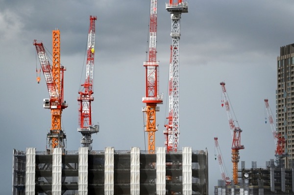 【悲報】日本人さん、たった数ミリの誤差を気にして建設中の高層ビルをいちから建て直しにしてしまう。。。