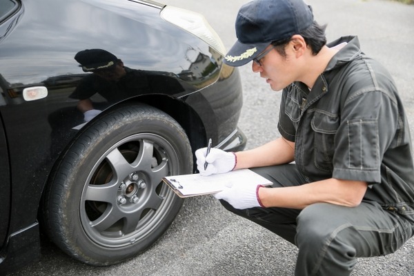 【画像】Twitter「車の整備、どっちの整備士に頼みたい？」→ 大激論が巻き起こってしまうｗｗｗ