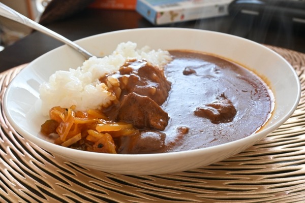 ガキワイ「お母さんの作るカレー美味しい！もっと作ってよ！」マッマ「 ….。」→結果ｗ