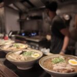 ラーメン屋「ニンニク入れますか？」客「普通で」ラーメン屋「コンビニで袋いりますか？って聞かれて普通でって返すの？」←これ