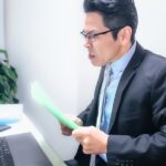 課長「新入社員が有給取って9連休にしやがったんだが、有給の取り方教えたの誰？」俺「」ｶﾞｸｶﾞｸｶﾞｸｶﾞｸ→結果。。