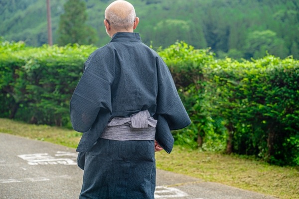 ワイ、彼女の父親に挨拶に行ってめちゃくちゃ怒られてしまう…