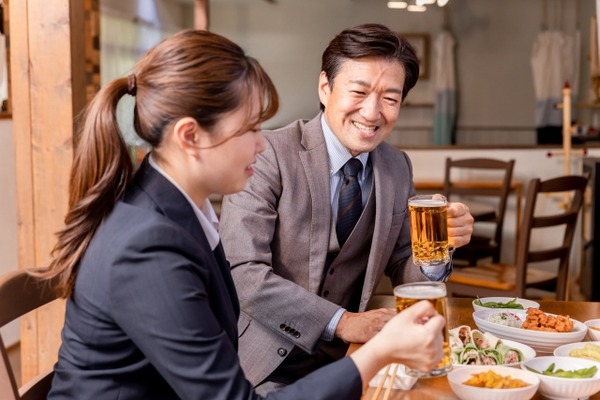 会社の女後輩に誘われて飲みに行った結果・・・