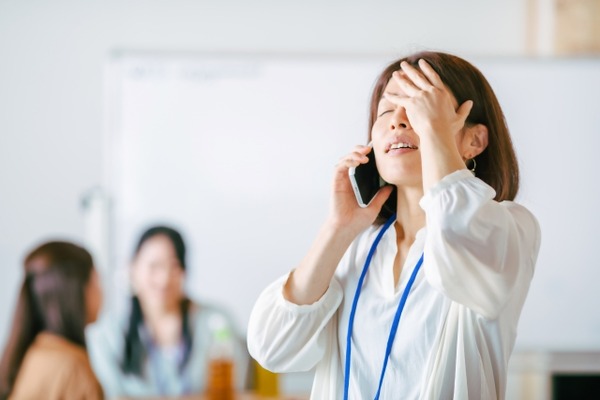 女後輩さん「金曜日なのに仕事片付かない！」ｲﾗﾗﾗﾗｧ!!!　ワイ「なんか用事すか？こっちで巻取ますよ（残業代ゲット～?）」→結果ｗｗｗｗ