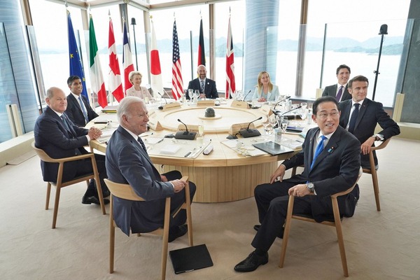 【悲報】 アメリカ「この中にG7にふさわしくないヤツがいまーすｗｗｗ」→結果