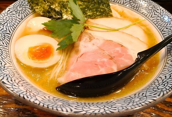 【画像】ラーメンのヤバさが浮き彫りになる画像をご覧ください→