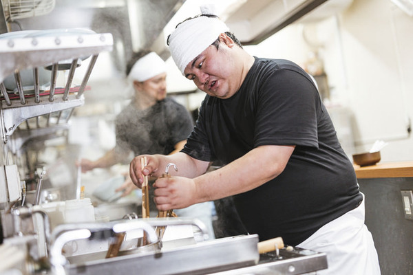 ワイ「つけ麺大盛りで！」～退店時～店員「残すなら大盛りしないようにねー！」→結果・・・