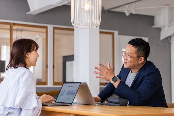 【悲報】ぼく正社員、派遣の女の子に手を出してしまった結果。。。