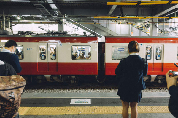 電車ジジイ「若いんだから俺に席を譲れ！」俺「…!!」→　結果ｗｗｗｗｗｗｗｗｗｗｗ