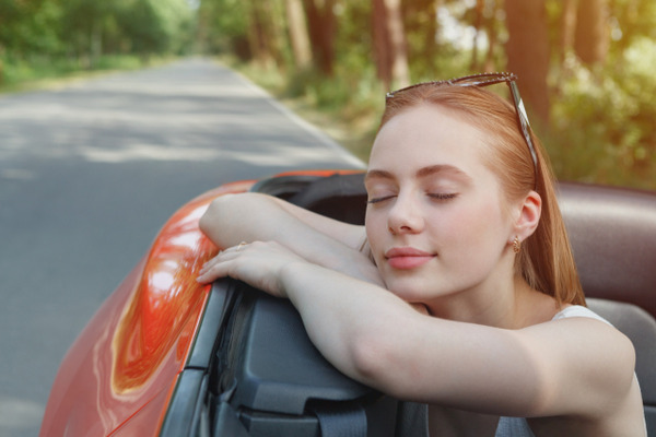 モールで知らない女子高生がいきなり車に乗ってきた結果ｗｗｗｗｗｗ