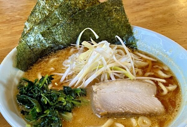 【愕然】ラーメン屋でラーメン頼んで30分待たされて「まだっすか？」って言った結果・・・・