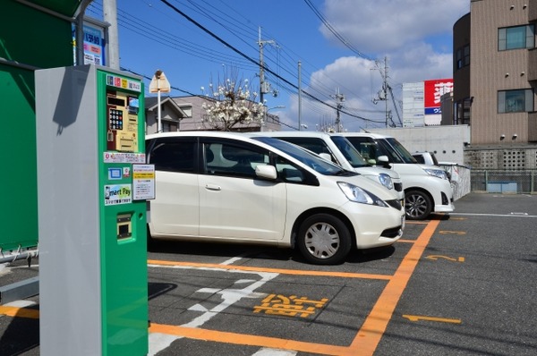 【愕然】家の真裏がコインパーキングなんだけど、ガチで地獄すぎるから毎日運営会社に電話した結果・・