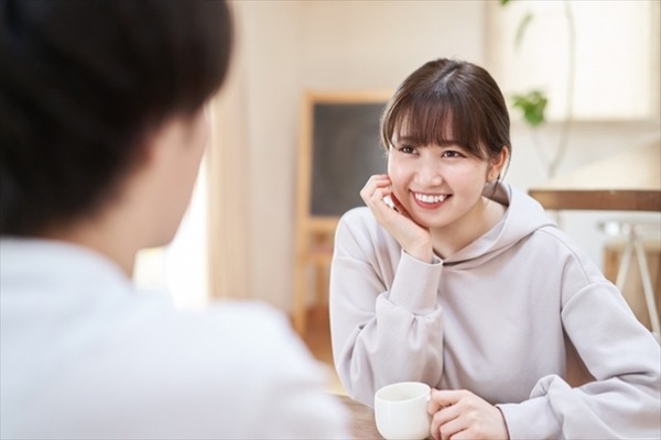 後輩女「ワイさんてぇ、歯黄色いじゃないですか～」ワイ「え、あ…うん」後輩女「私、調べたんですよ～へへへ」→結果・・・