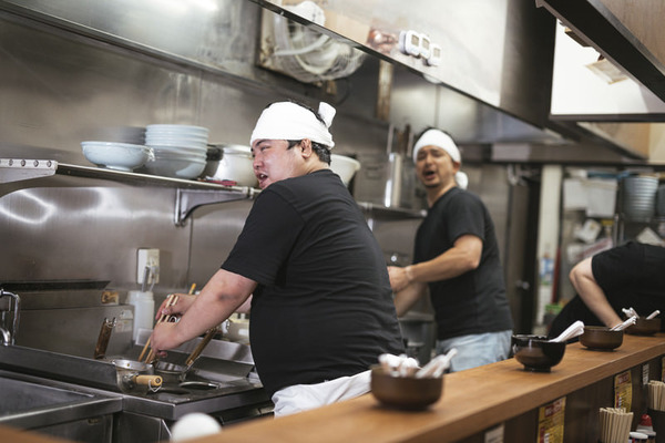 バカ「ラーメンネギ抜きでお願いします」ワイ「その抜いたネギ、ワイのラーメンに入れといて」→結果ｗｗｗ