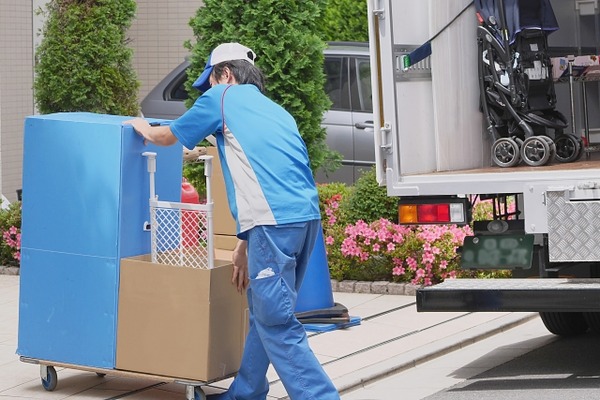 人事「ワイさん関東に転勤行ける？」　ワイ「はい！(初の都会勤務キタ！)」　→　結果ｗｗｗｗｗ