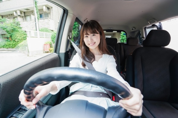 【画像あり】女「10台以上引き連れてる。わたしのおかげでみーんな40km走行ｗｗｗ」