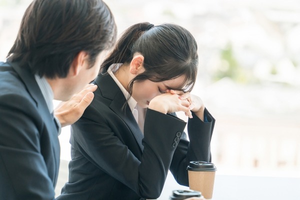 同僚「辞めるわ…」ワイ(逃げたな…w)4年後ワイ「ワイも辞めとけば良かった」→結果・・