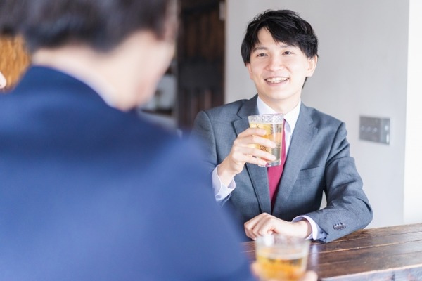 職場の昼休みにノンアルコールビールを飲んでたら上司がキレて出勤停止になった。正式な処分は後日らしい。ありえねぇ→