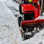 除雪業者ワイ「うおおおぉぉ！！」ｶﾞﾀｶﾞﾀ　住民「いつもお疲れ様！これ飲んで！」袋に入れた飲み物　ワイ「あざっす！！」→結果・・・・