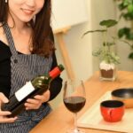 【画像】女さん「恋人と初めてのおうち居酒屋が最高すぎた！」…ﾊﾟｼｬﾊﾟｼｬ!